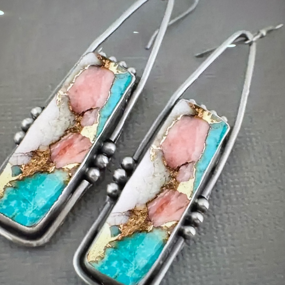 Bohemian Creative Earrings With Faux Turquoise Pattern